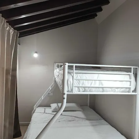T4 En Centro Apartment Toledo